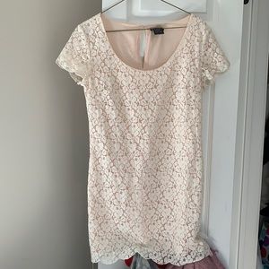 Small lace Talula dress